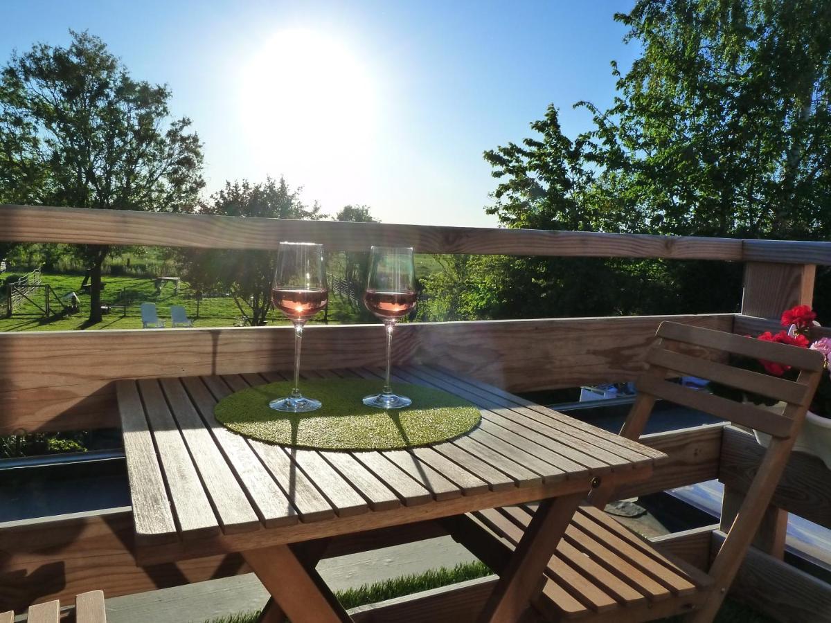 Entre Monts Et Collines B&B Et Spa En Option Bagian luar foto
