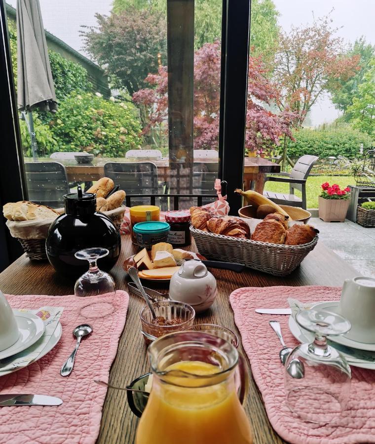 Entre Monts Et Collines B&B Et Spa En Option Bagian luar foto