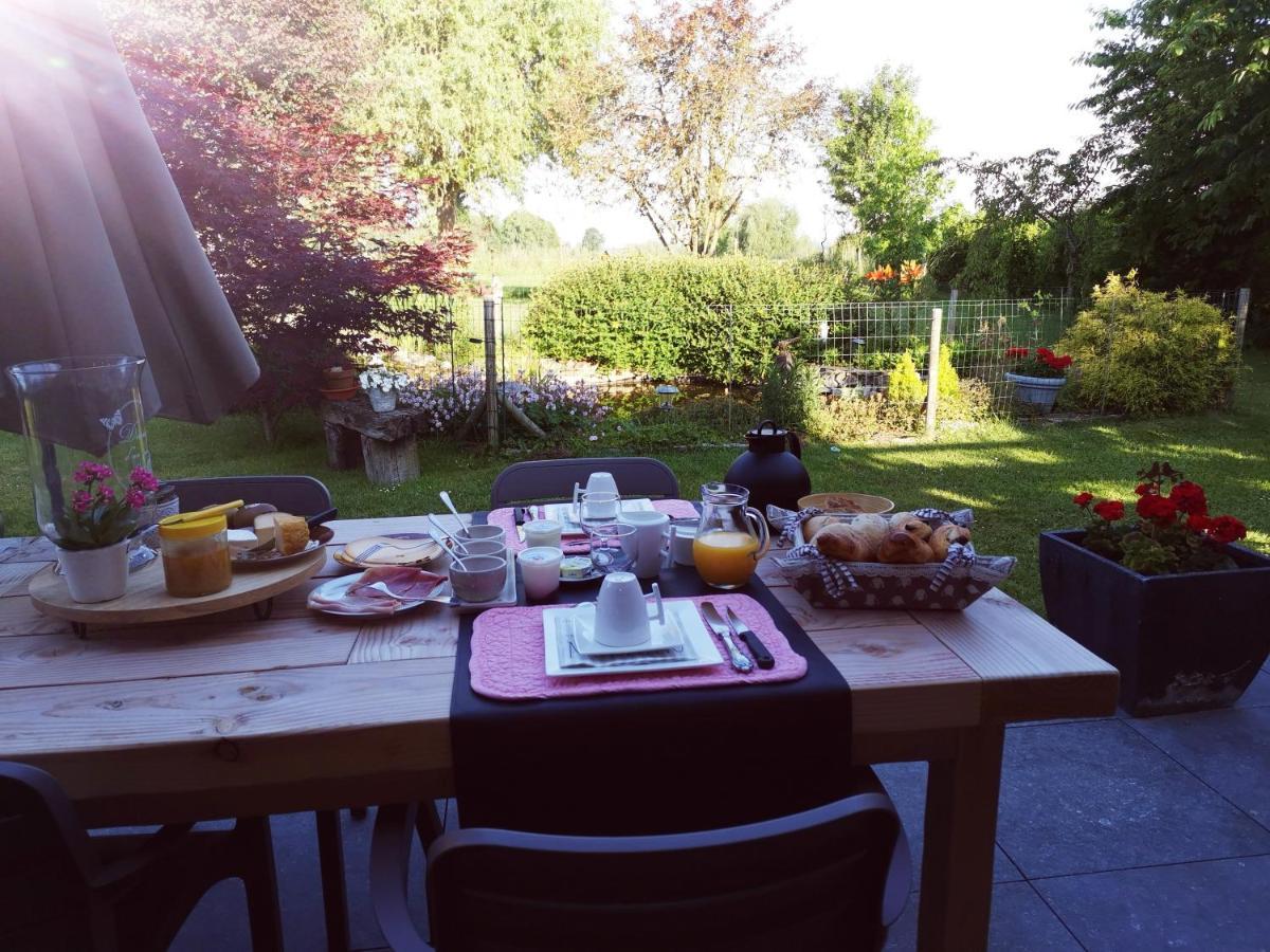 Entre Monts Et Collines B&B Et Spa En Option Bagian luar foto