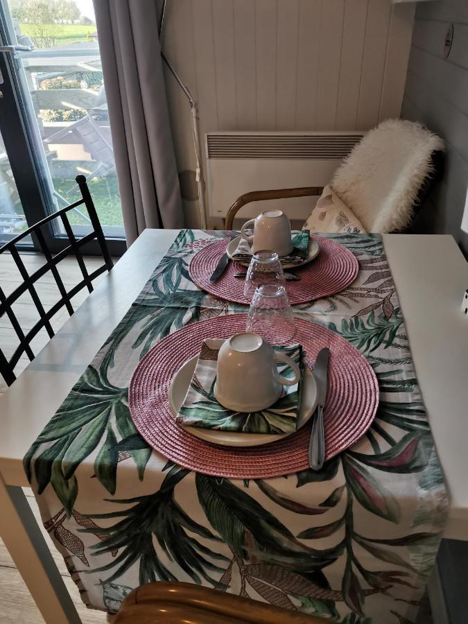 Entre Monts Et Collines B&B Et Spa En Option Bagian luar foto