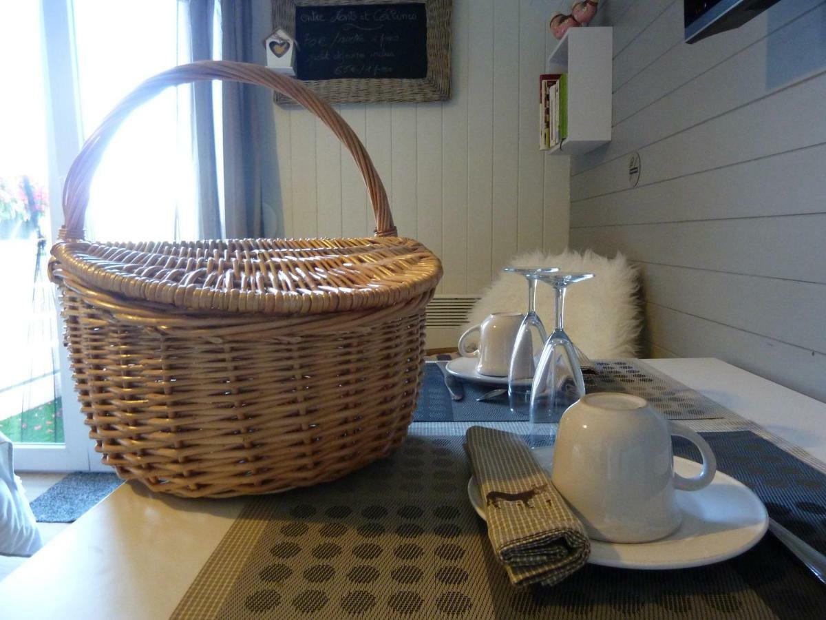Entre Monts Et Collines B&B Et Spa En Option Bagian luar foto